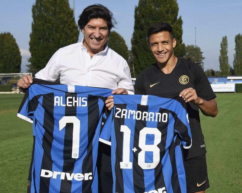 【头条】索菲·希纳斯赢得环球马术冠军赛布拉格季后赛1.50米级别比赛冠军（索菲·希纳斯问鼎环球马术冠军赛布拉格季后赛1.50米级别冠军）