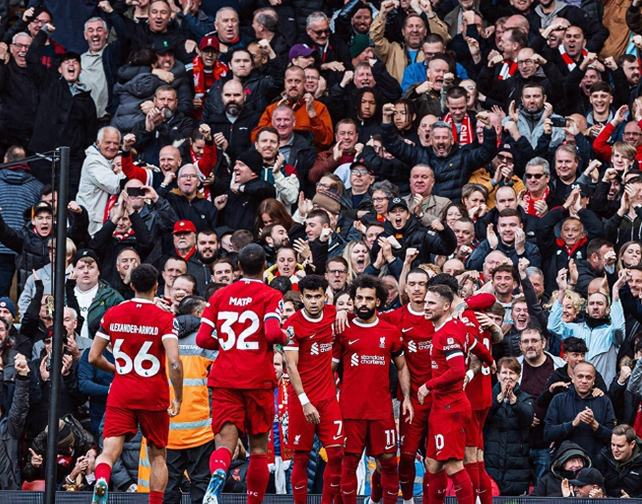 巴萨纪念梅西一队首秀22周年：传奇从这里开始（巴萨致敬梅西一线队首秀22周年：传奇自此启程）