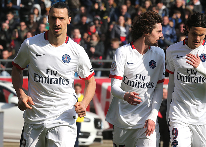 费尔斯成历史上最年轻达成5次单场20+的后卫（费尔斯刷新纪录：史上最年轻后卫完成5次单场20+）