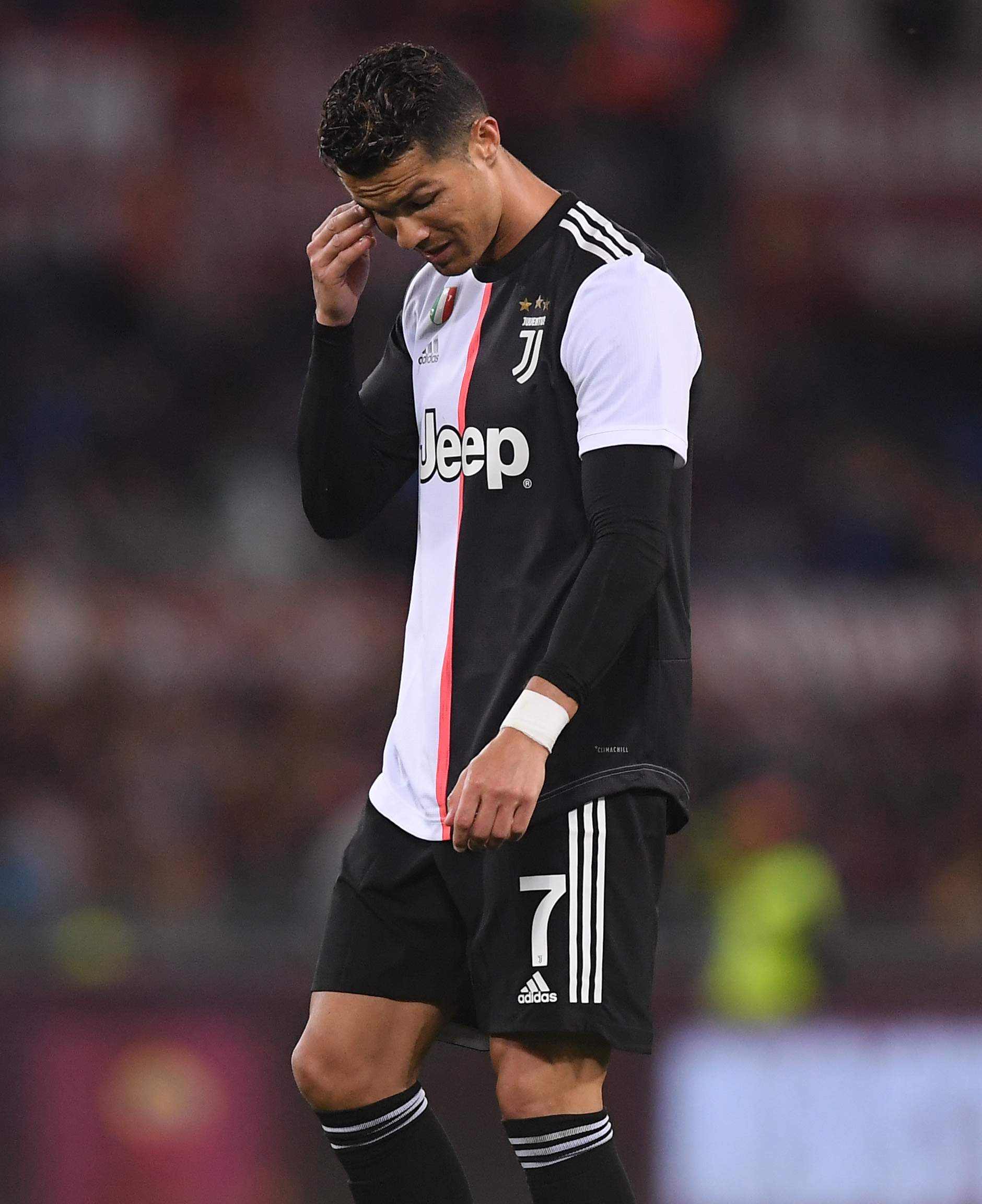 是否会拒签看世界杯的球迷？白宫官员：签证关乎国家安全（白宫官员：签证事关国家安全，会否拒签赴世界杯观赛的球迷？）