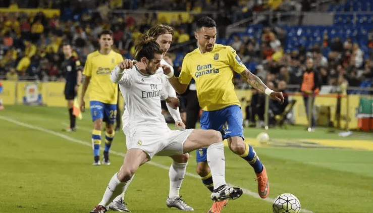 皇马齐达内战术得手轻取塞维利亚（齐达内战术奏效 皇马轻松击败塞维利亚）